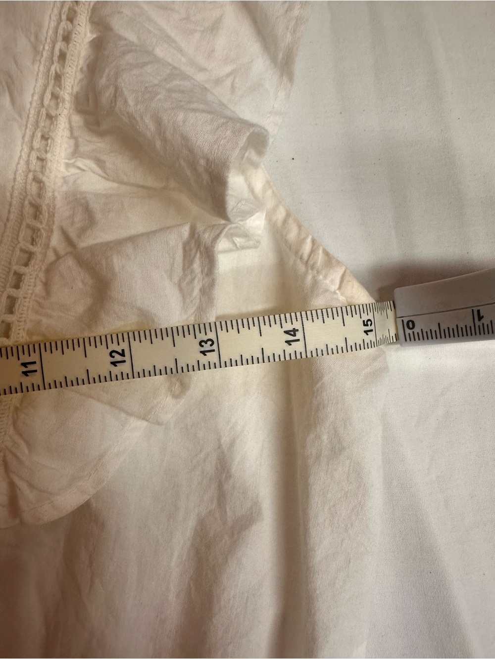 Women’s White Ruffle Tie-Front Blouse - Picture 3 of 7